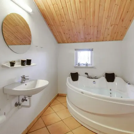 Amanda - 30km From The Sea In Western Jutland By Interhome Feriehus Toftlund